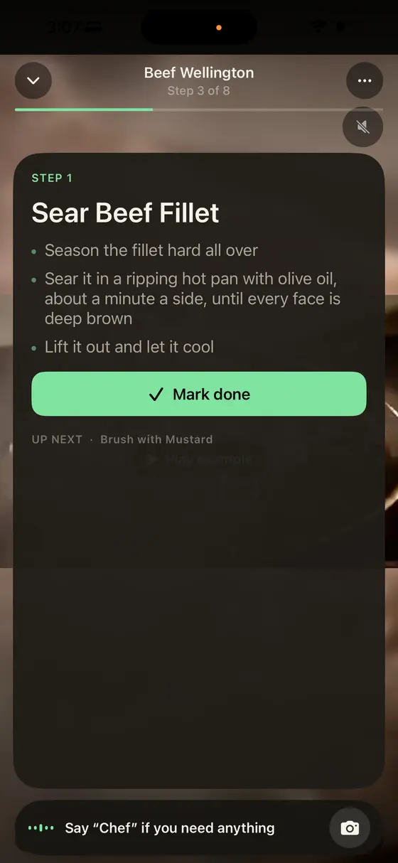 Glutt cook mode showing the current step, with voice help from Polly available.